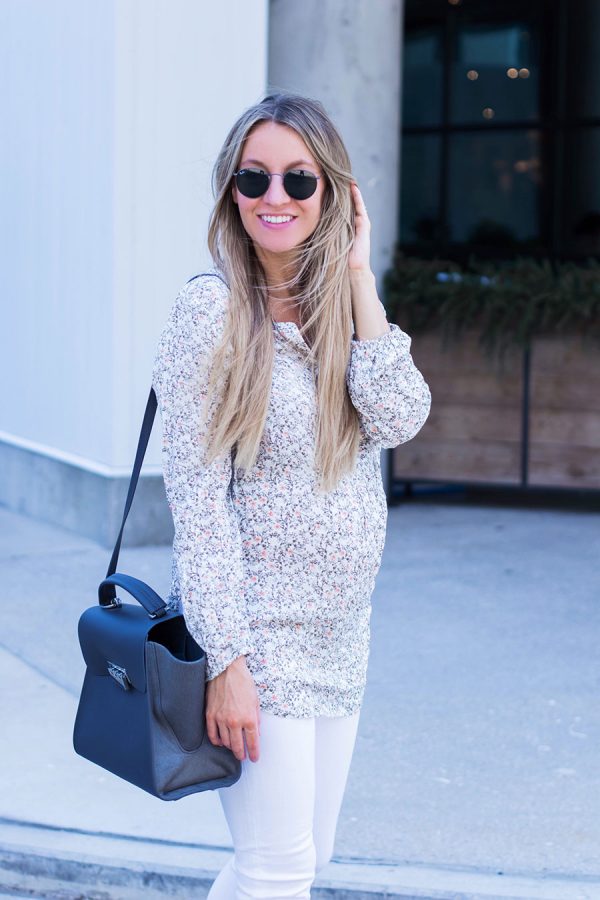 summer outfit; floral tunic and white jeans